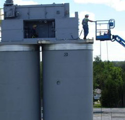 Cruickshank_silos_conveyor